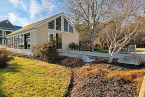 Bay Cottage by Avantstay Waterfront, Pier, Pond