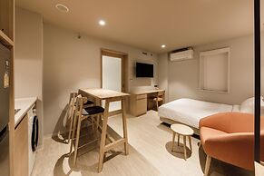 Nishitetsu Hotel Croom Bangkok Silom