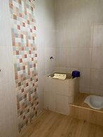 OYO Life 90960 Putih Salju Homestay Syariah