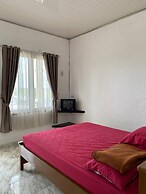 OYO Life 90960 Putih Salju Homestay Syariah