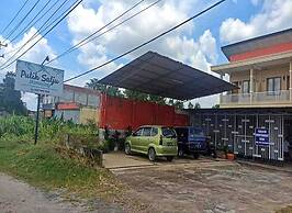 OYO Life 90960 Putih Salju Homestay Syariah