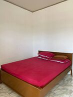 OYO Life 90960 Putih Salju Homestay Syariah