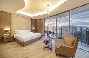 Panorama Beachfront Nha Trang by LYN Condotel