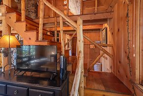 Authentic & Stylish Cabin in Lake Tahoe by Sierra Getaways