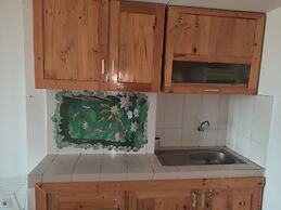 OYO Life 93140 Apartment Grand Sentraland By Fahri