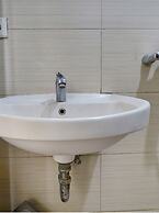 OYO Life 93097 Apartemen Gateway Pasteur By Kaisar Room