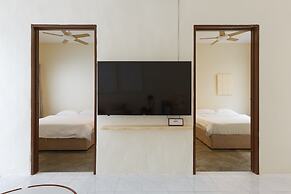 2 Bedroom Landed House Near Icon City BM