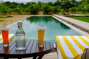 Amã Stays & Trails The Deck, Girnar Forest, Junagarh
