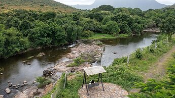 Amã Stays & Trails The Deck, Girnar Forest, Junagarh