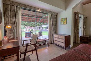 Amã Stays & Trails The Deck, Girnar Forest, Junagarh