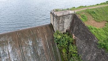 Amã Stays & Trails The Deck, Girnar Forest, Junagarh