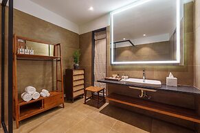 Amã Stays & Trails The Deck, Girnar Forest, Junagarh