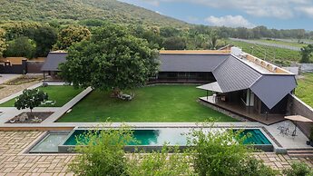 Amã Stays & Trails The Deck, Girnar Forest, Junagarh