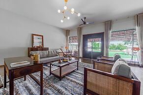 Amã Stays & Trails The Deck, Girnar Forest, Junagarh