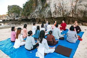 Honey Boutique Cruise