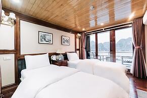 Honey Boutique Cruise