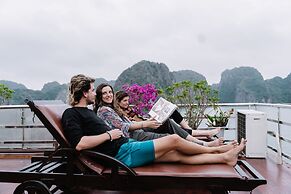 Honey Boutique Cruise