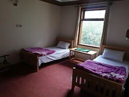 Yasin View Hotel