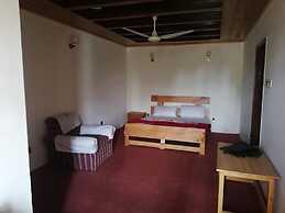 Yasin View Hotel