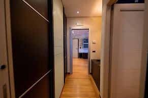 Navy Apartment by Wonderful Italy