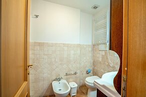 Residence with swimming pool in Sorano