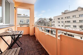 Two Bedroom Apartment Gdynia by Renters