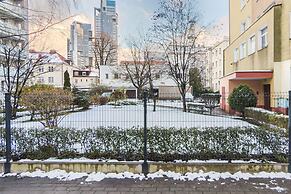 Two Bedroom Apartment Gdynia by Renters