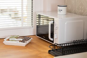 Two Bedroom Apartment Gdynia by Renters