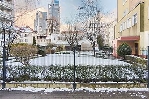 Two Bedroom Apartment Gdynia by Renters