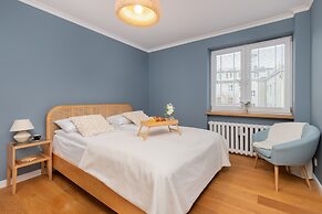 Two Bedroom Apartment Gdynia by Renters