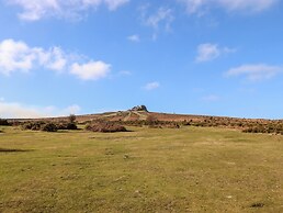 Dishcombe Cottage