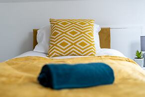 Impeccable 3-bed House in Abbeywood