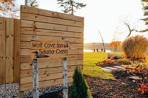 Wolf Cove Inn