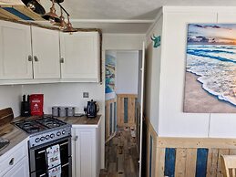 Driftwood Cabin - Dog Friendly, Anderby Creek