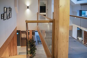 Ty Cyfoes - Luxurious 4 Bedroom - St. Florence