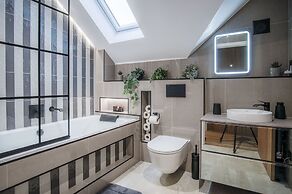 Ty Cyfoes - Luxurious 4 Bedroom - St. Florence