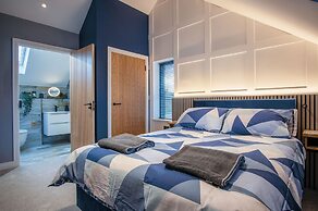 Ty Cyfoes - Luxurious 4 Bedroom - St. Florence