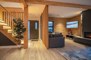 Ty Cyfoes - Luxurious 4 Bedroom - St. Florence