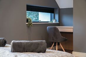 Ty Cyfoes - Luxurious 4 Bedroom - St. Florence