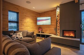 Ty Cyfoes - Luxurious 4 Bedroom - St. Florence