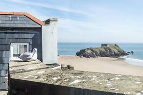 The Penthouse - Luxury 1 Bed - Panorama - Tenby