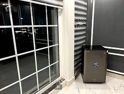 Shades Hotel Apartments