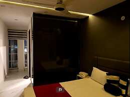 Shades Hotel Apartments