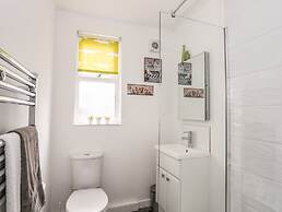 Gweldon - Anchor Deck