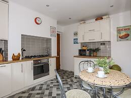 Gweldon - Anchor Deck