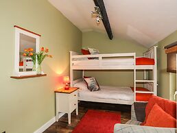 Gweldon - Anchor Deck