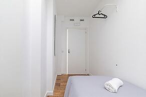 AYZ Luis Cabrera-Auto check-in property