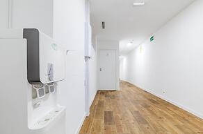 AYZ Luis Cabrera-Auto check-in property