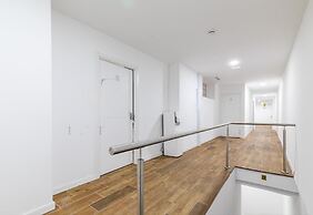 AYZ Luis Cabrera-Auto check-in property