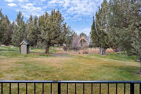 Deer Park Cabin 3 Bedroom Home by RedAwning